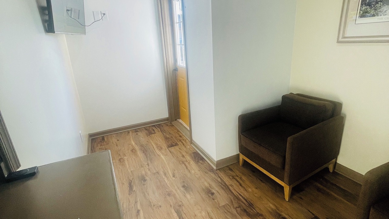 Photo of Livingroom in Felton