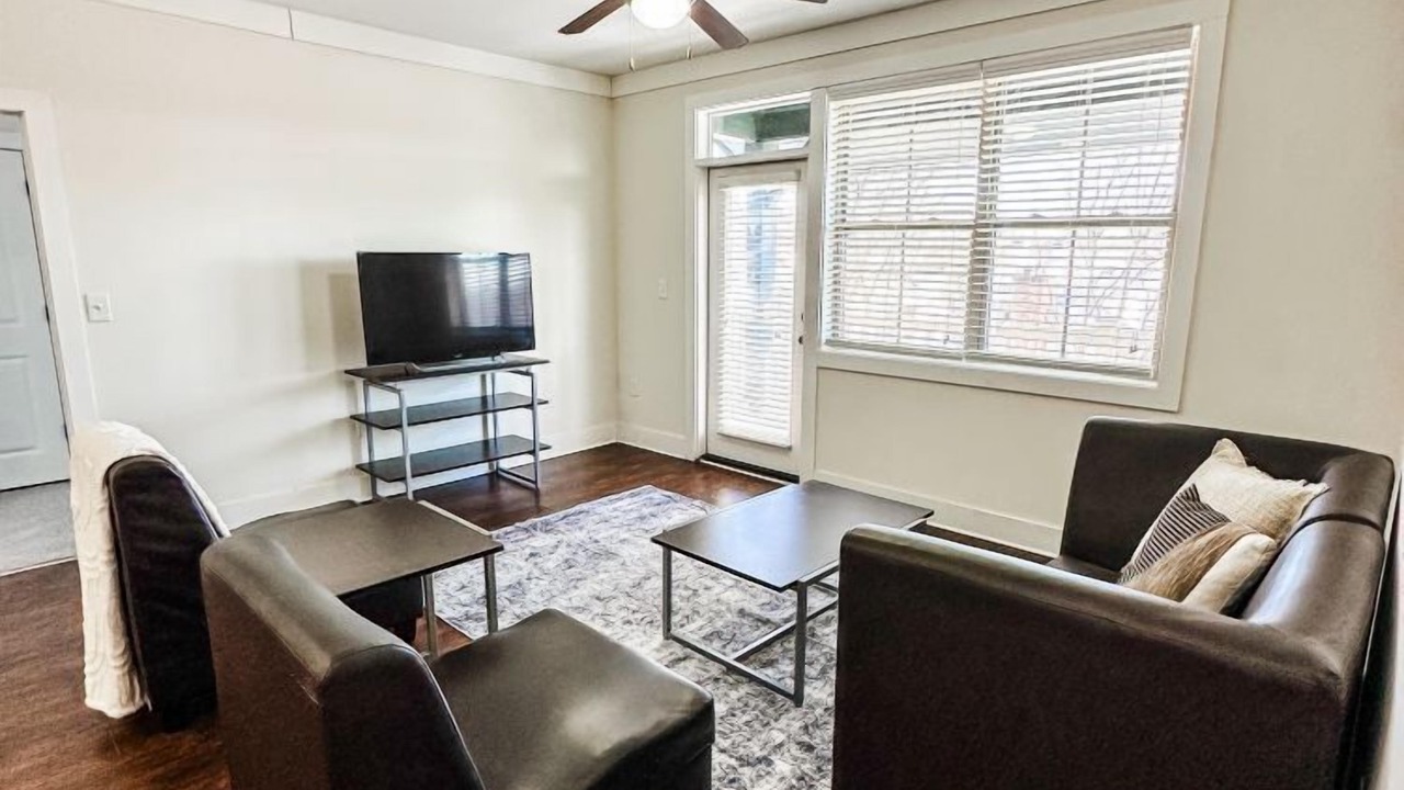 Photo of Livingroom in Newark
