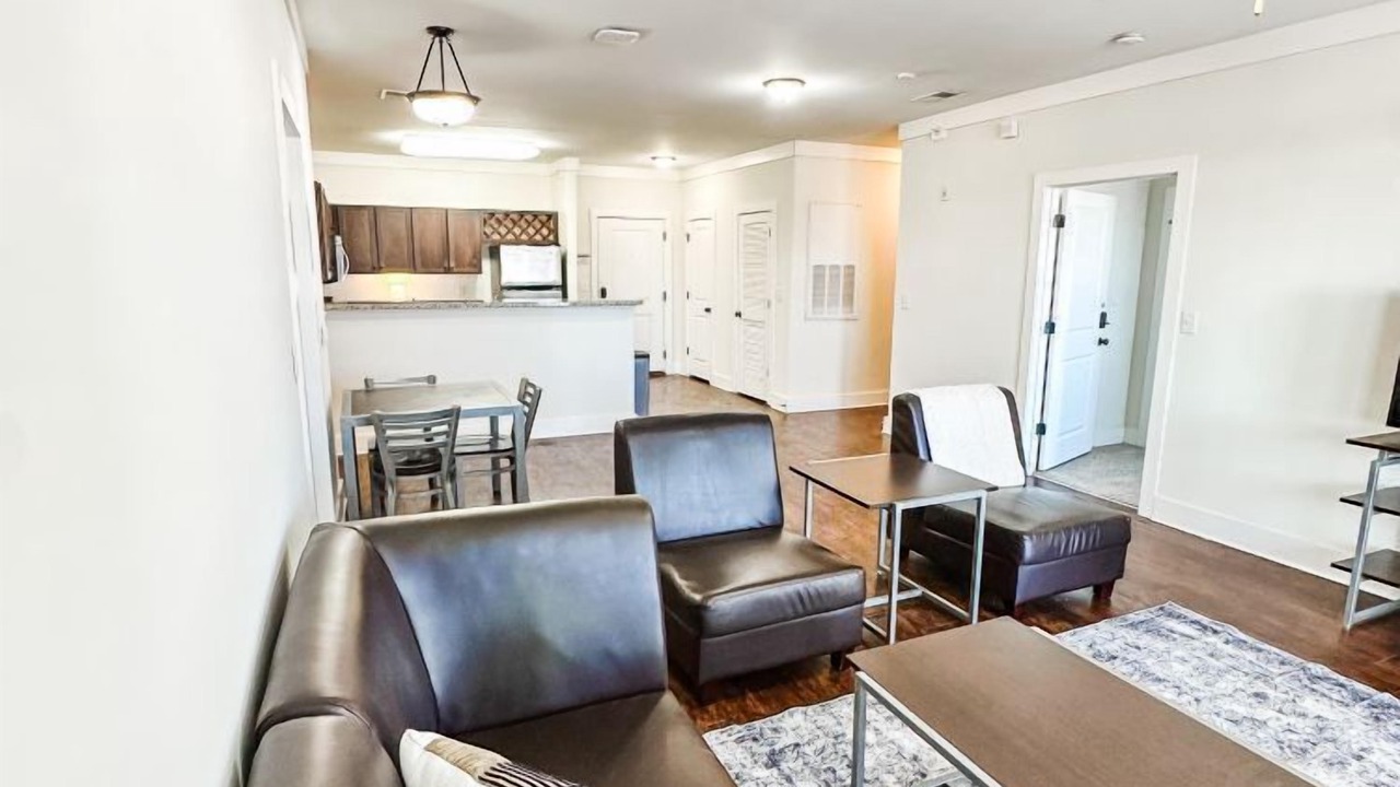 Photo of Livingroom in Newark