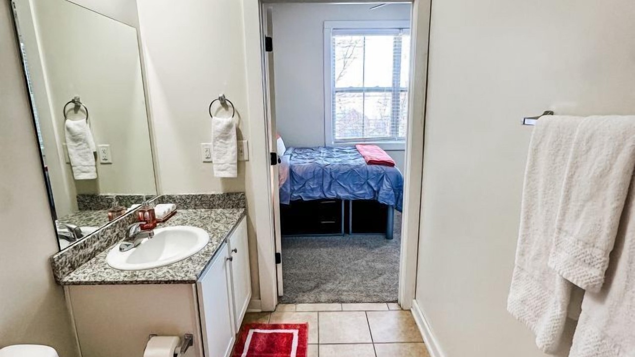 Photo of Bathroom in Newark