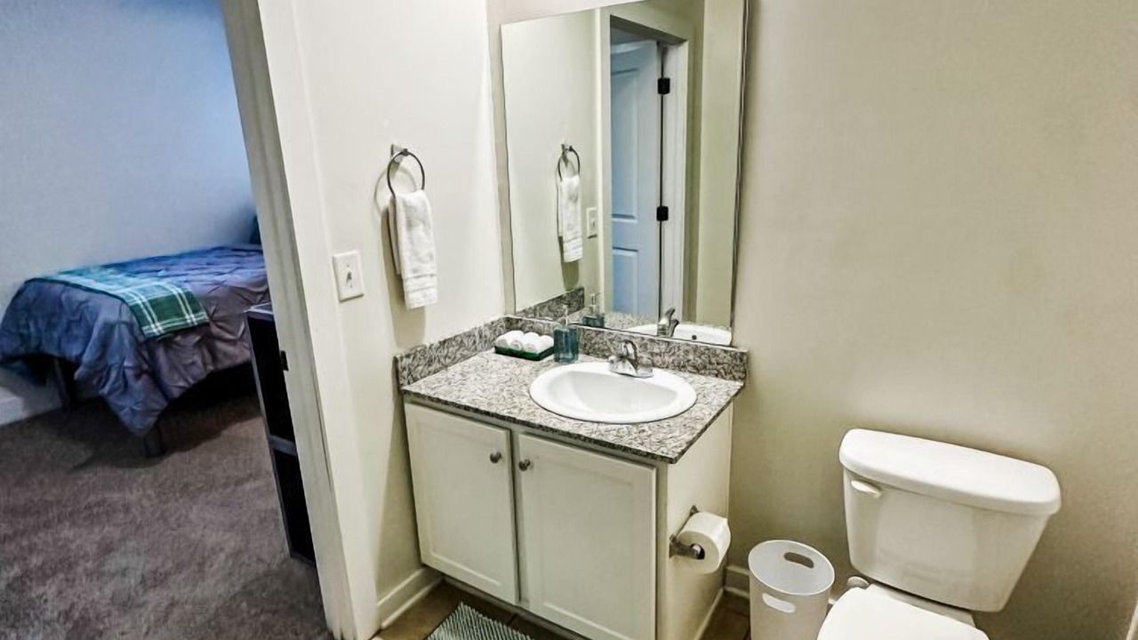 Photo of Bathroom in Newark