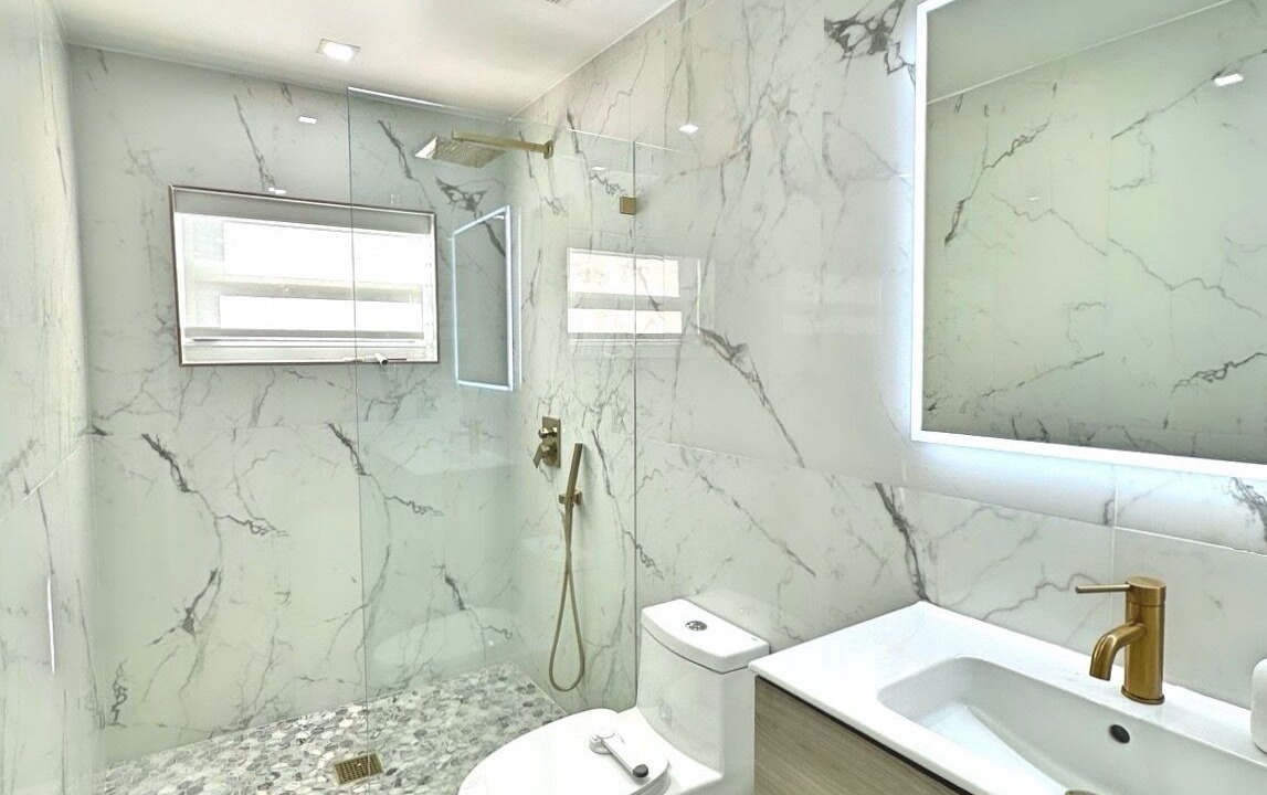 Photo of Bathroom in Flagami