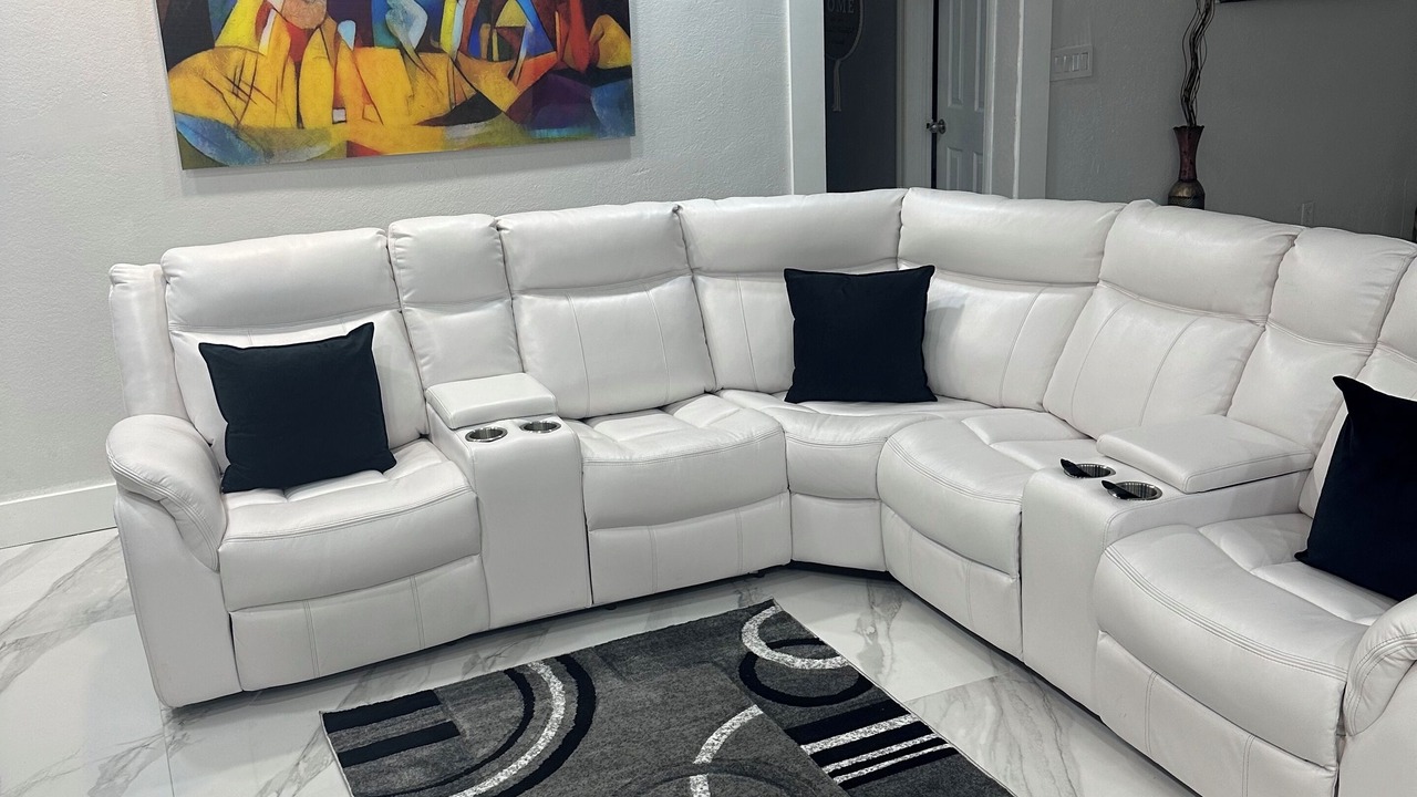 Photo of Livingroom in Miami Gardens