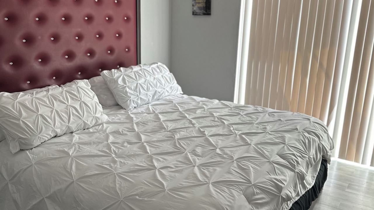 Photo of Bedroom in Miami Gardens