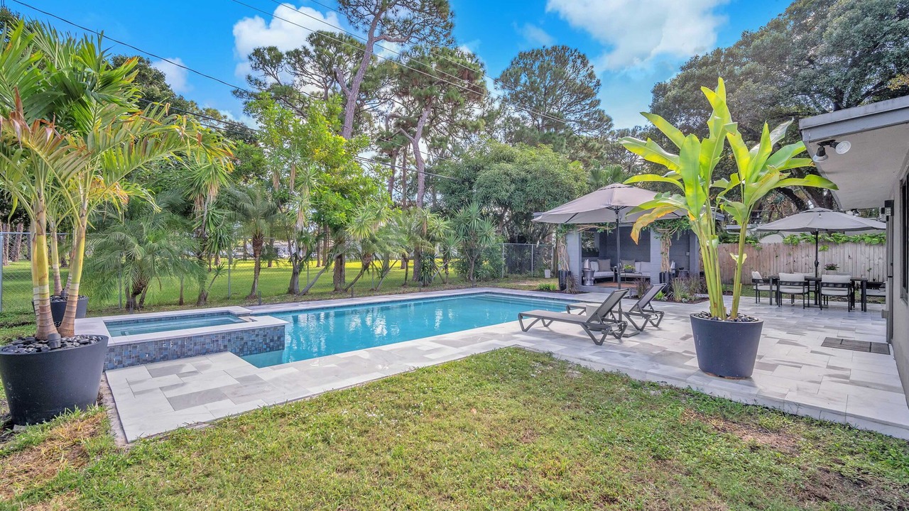 Photo of Outdoor in Wilton Manors