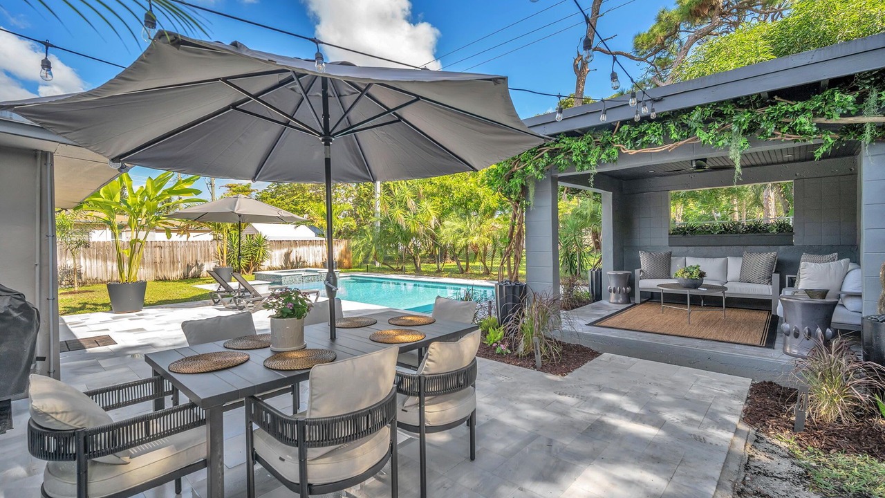 Photo of Outdoor in Wilton Manors