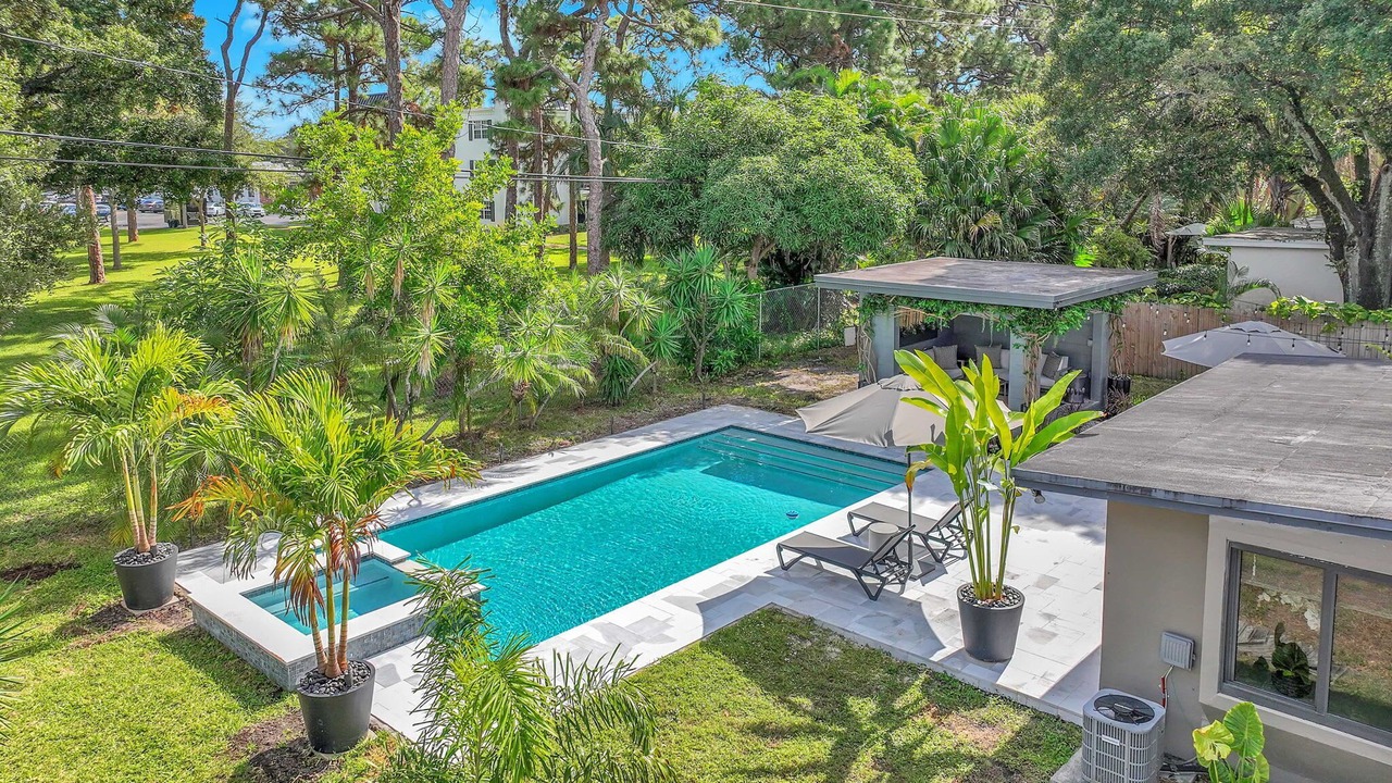Photo of Outdoor in Wilton Manors