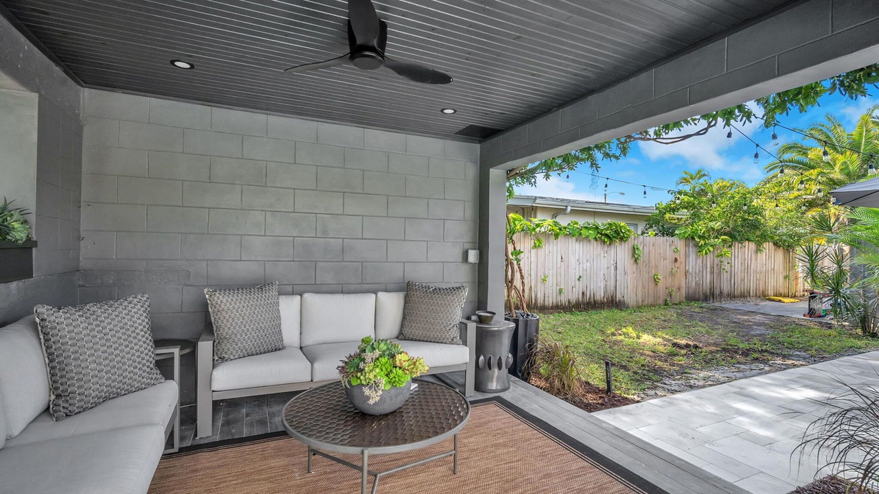 Photo of Patio Balcony in Wilton Manors