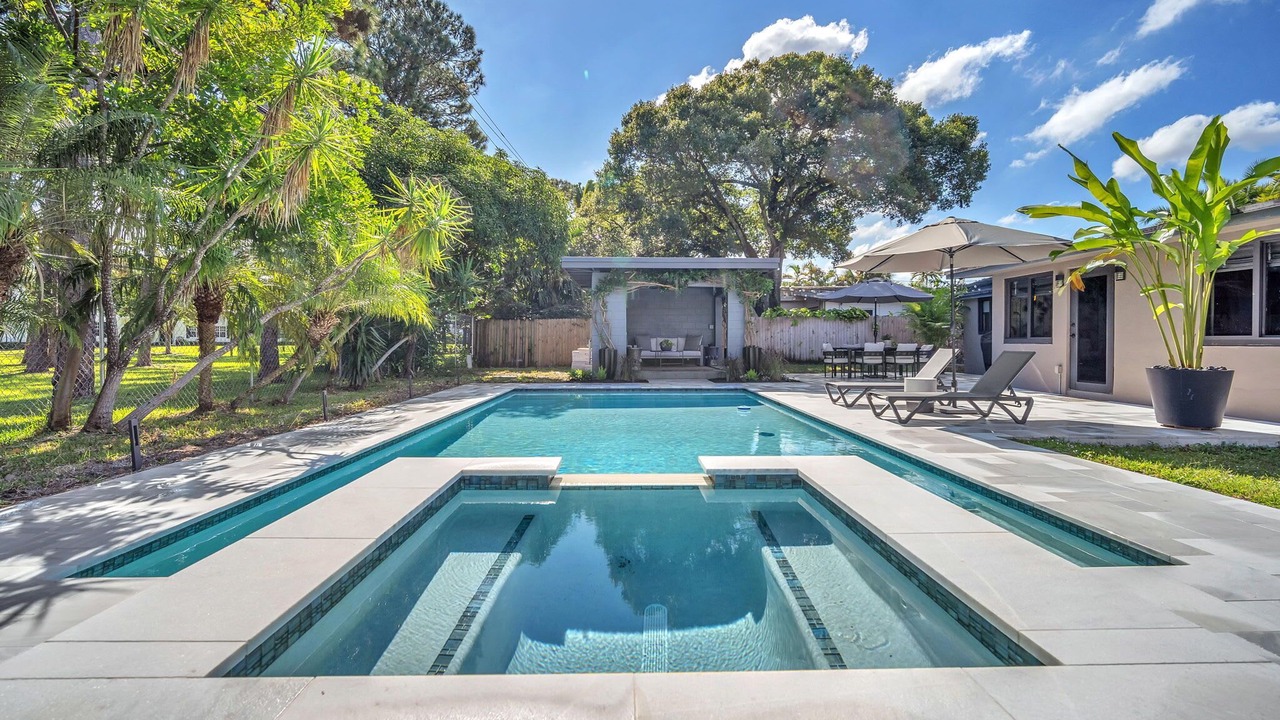 Photo of Outdoor in Wilton Manors