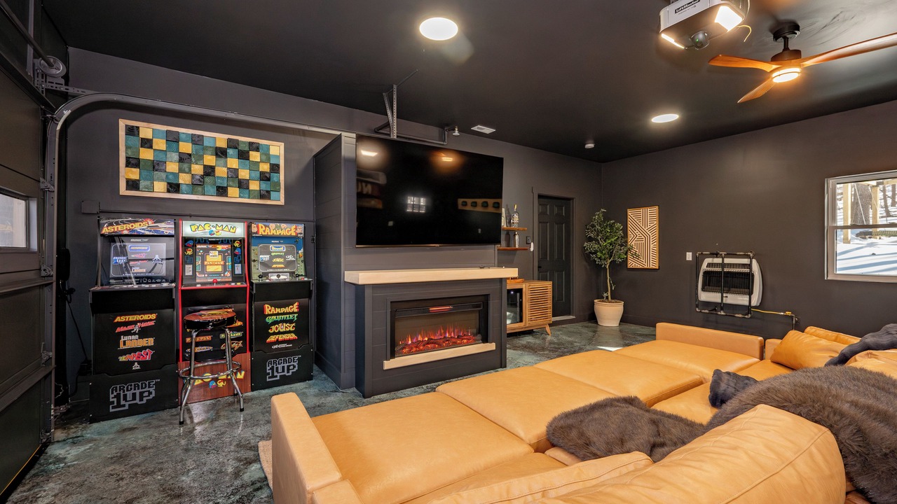 Photo of Livingroom in Accident