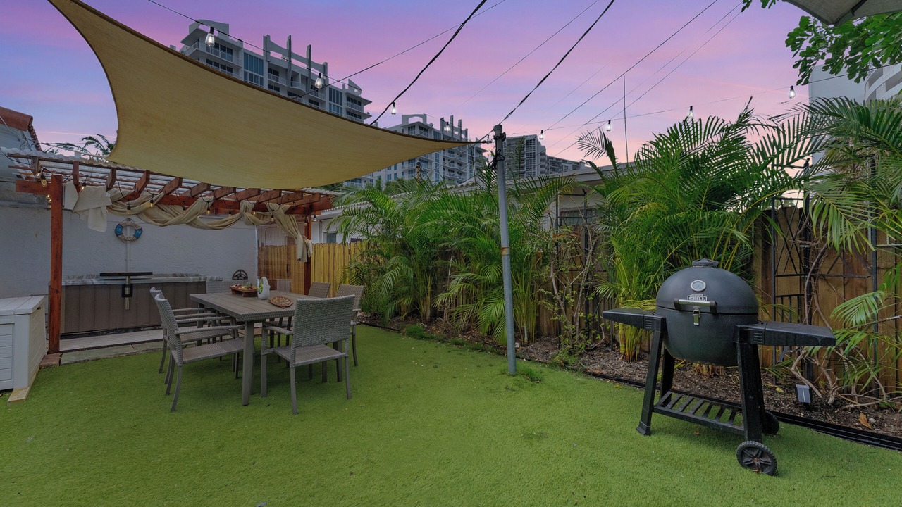 Photo of Outdoor in Lauderdale Beach