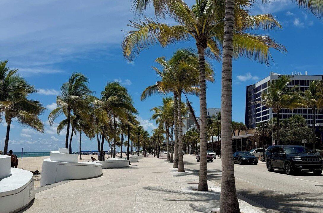 Photo of Others in Lauderdale Beach