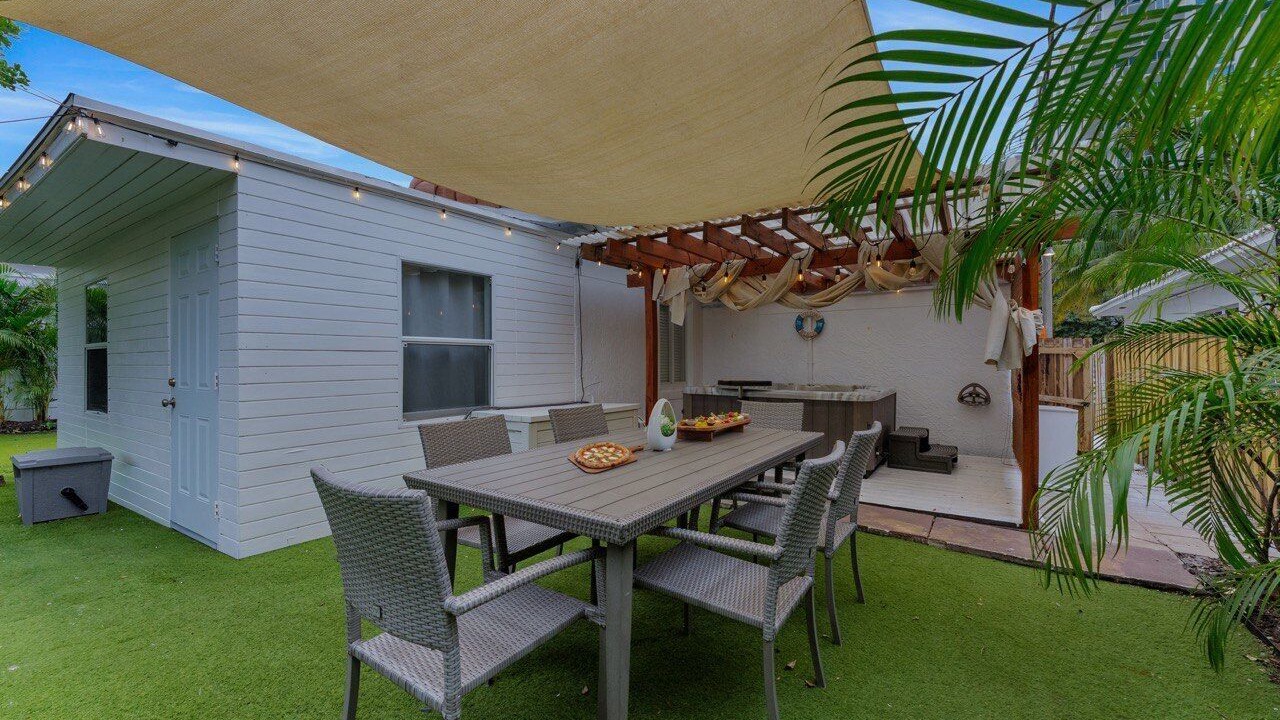 Photo of Outdoor in Lauderdale Beach