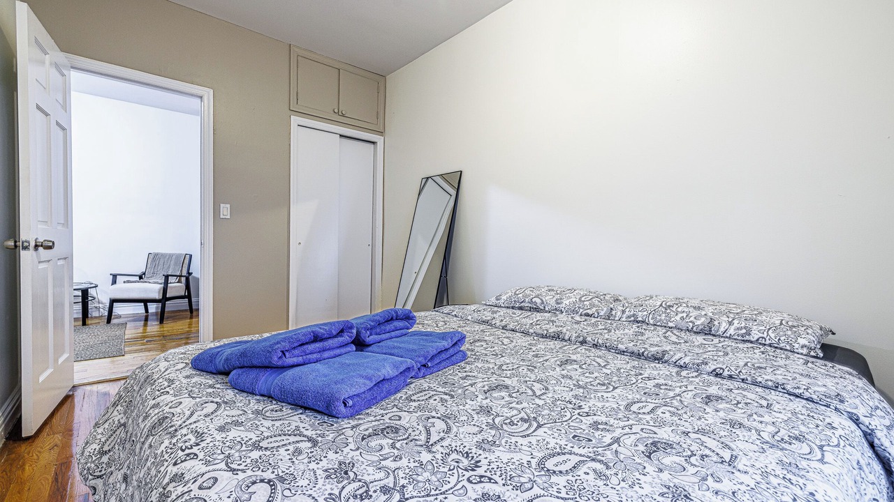Photo of Bedroom in Bloomingdale