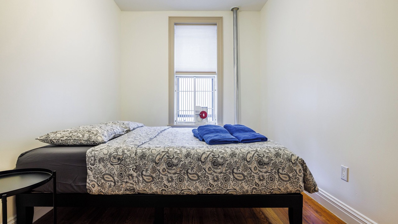 Photo of Bedroom in Bloomingdale