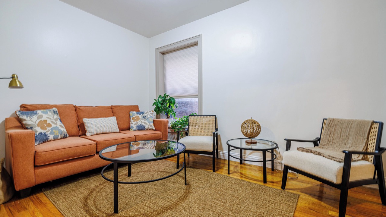 Photo of Livingroom in Bloomingdale