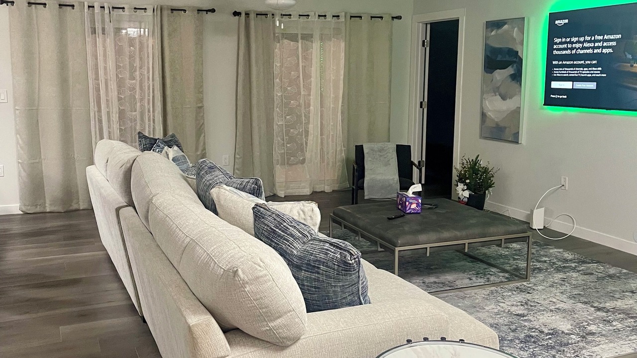Photo of Livingroom in West Little River