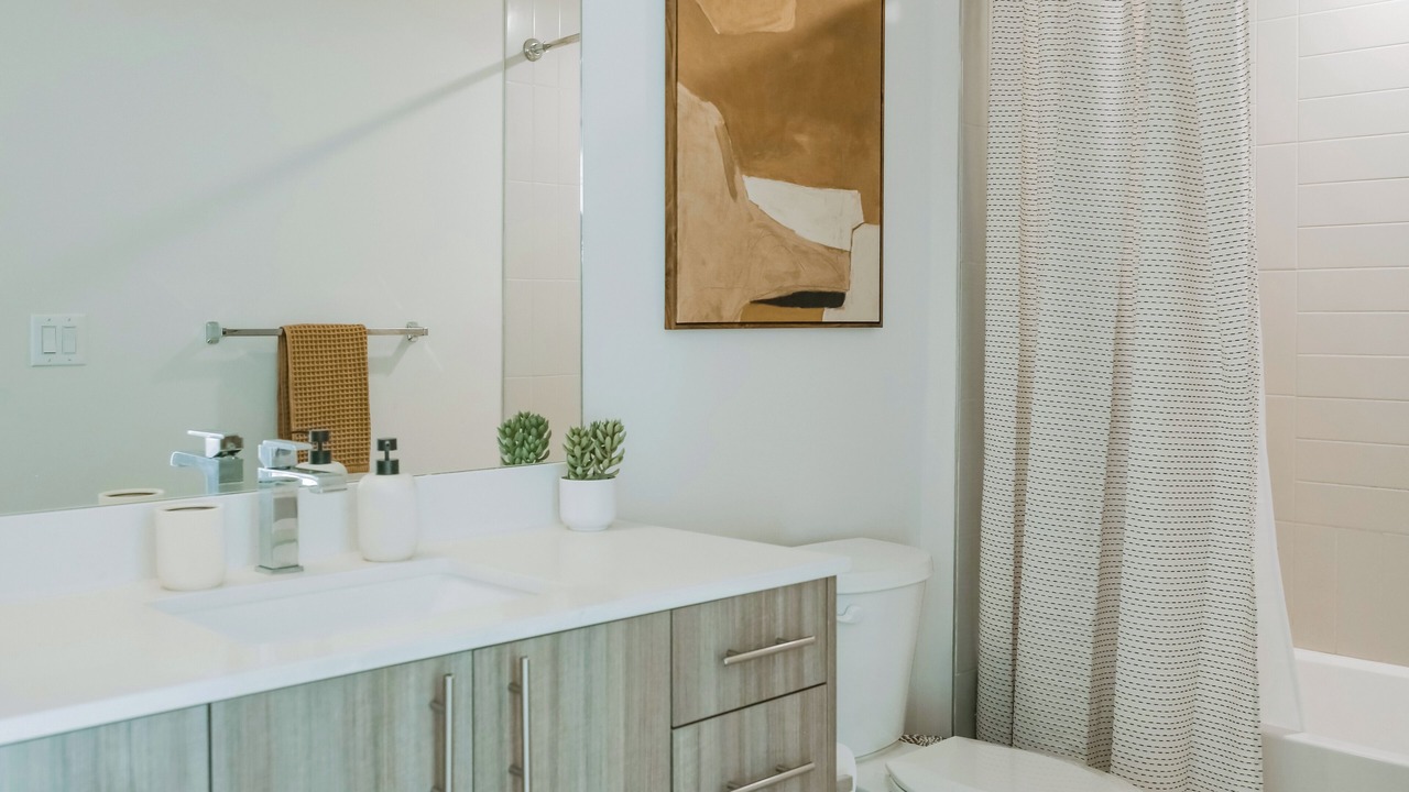 Photo of Bathroom in Miami Gardens