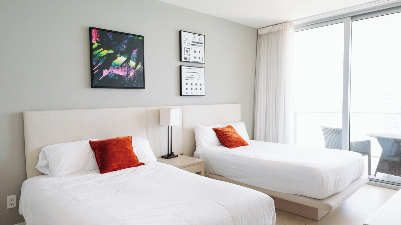 Photo of Bedroom in Hollywood South Central Beach