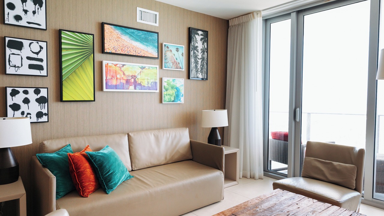 Photo of Livingroom in Hollywood South Central Beach