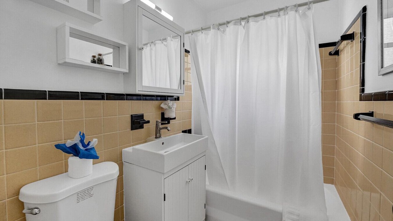 Photo of Bathroom in North Beach