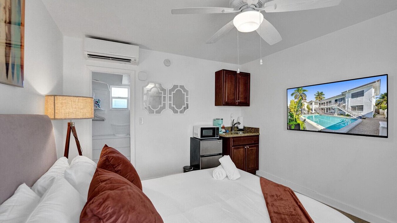 Photo of Bedroom in North Beach