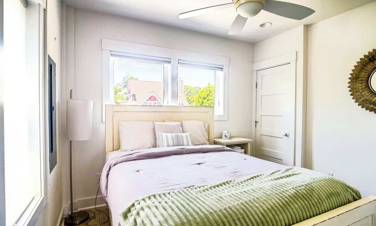 Photo of Bedroom in Point Lookout