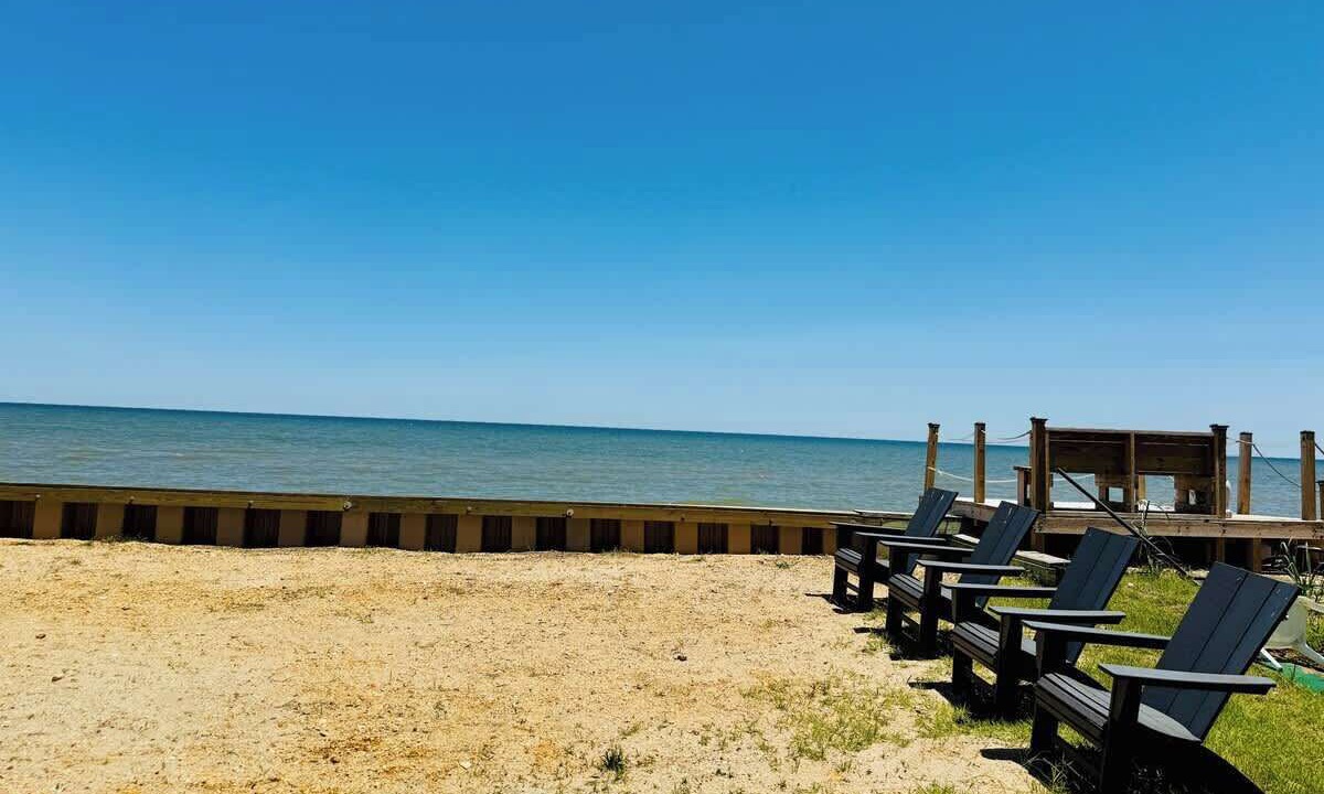Photo of Others in Point Lookout