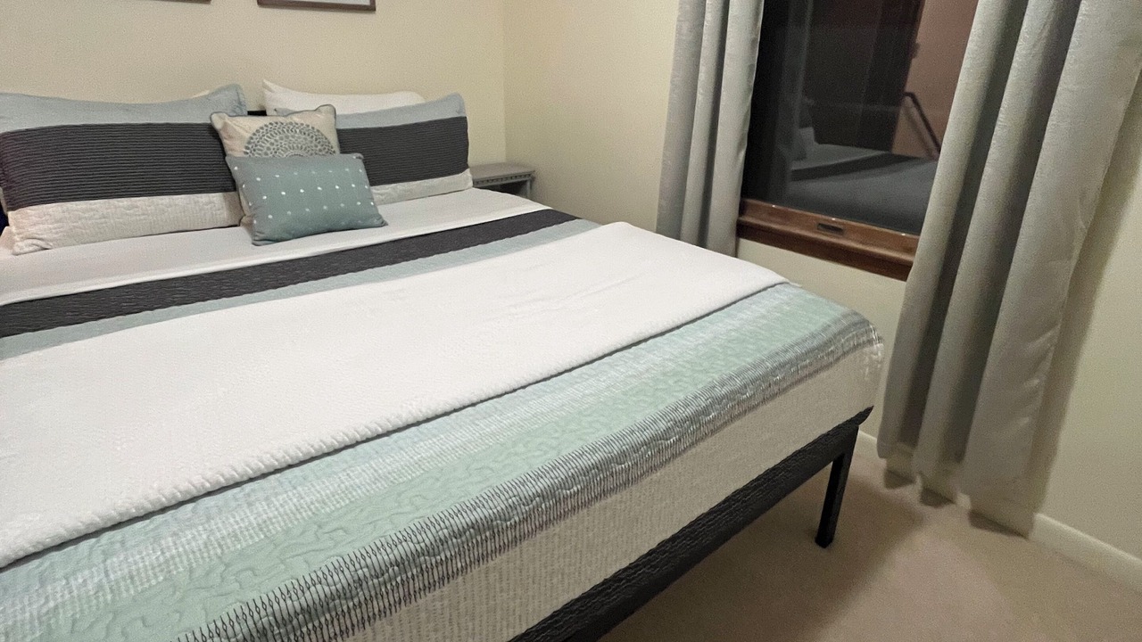 Photo of Bedroom in Lusby