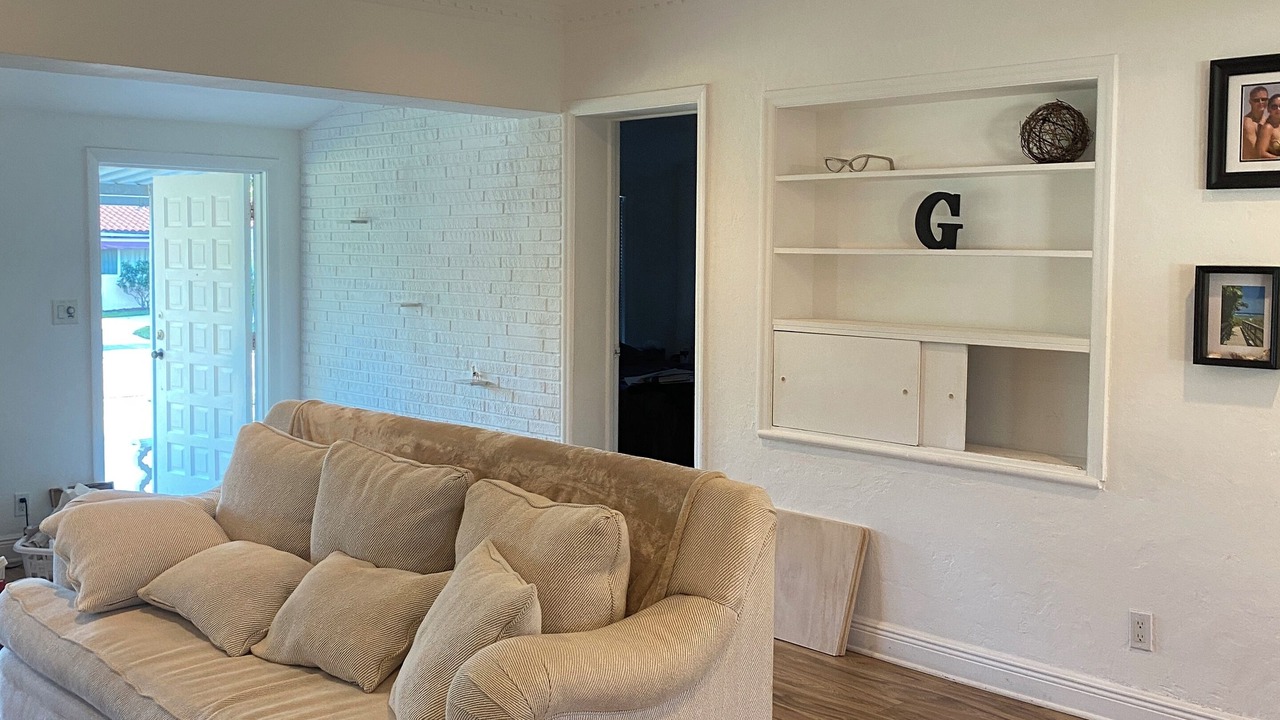 Photo of Livingroom in South Lake