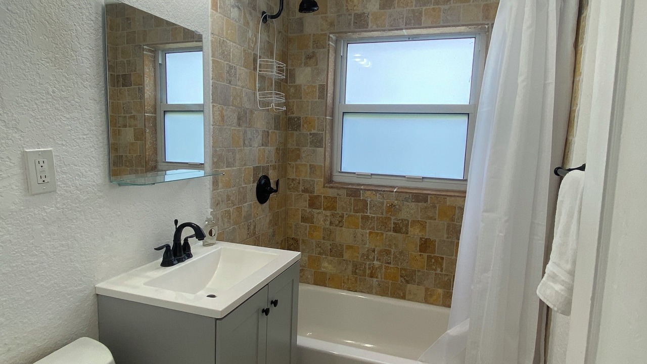 Photo of Bathroom in South Lake