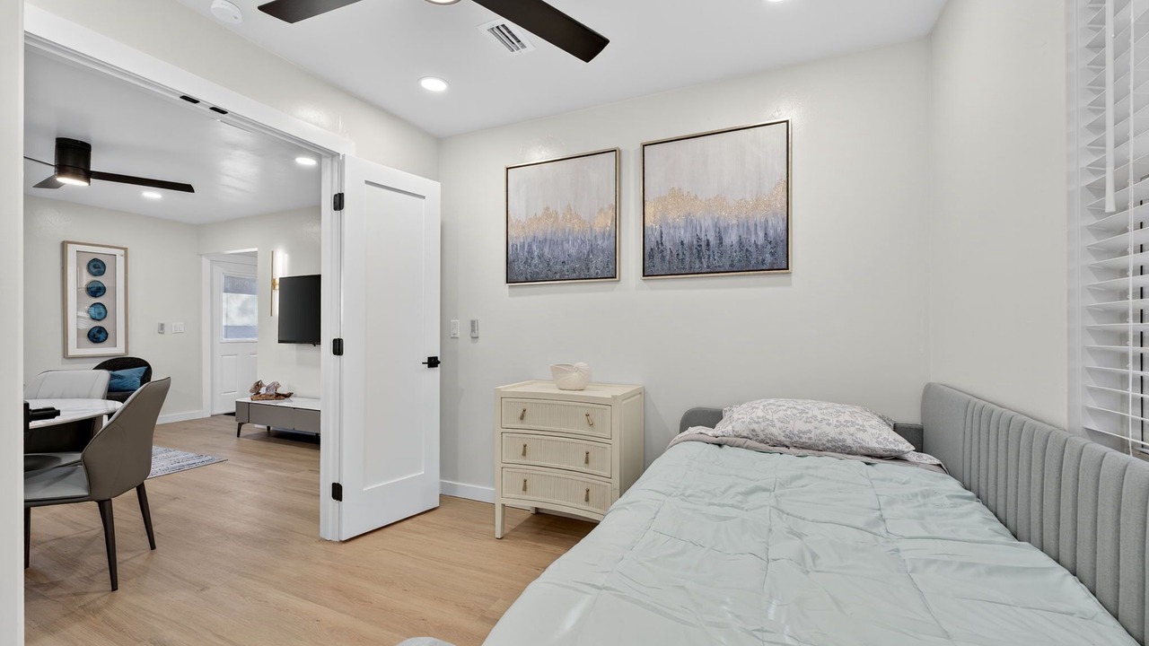 Photo of Bedroom in Tropic Isle