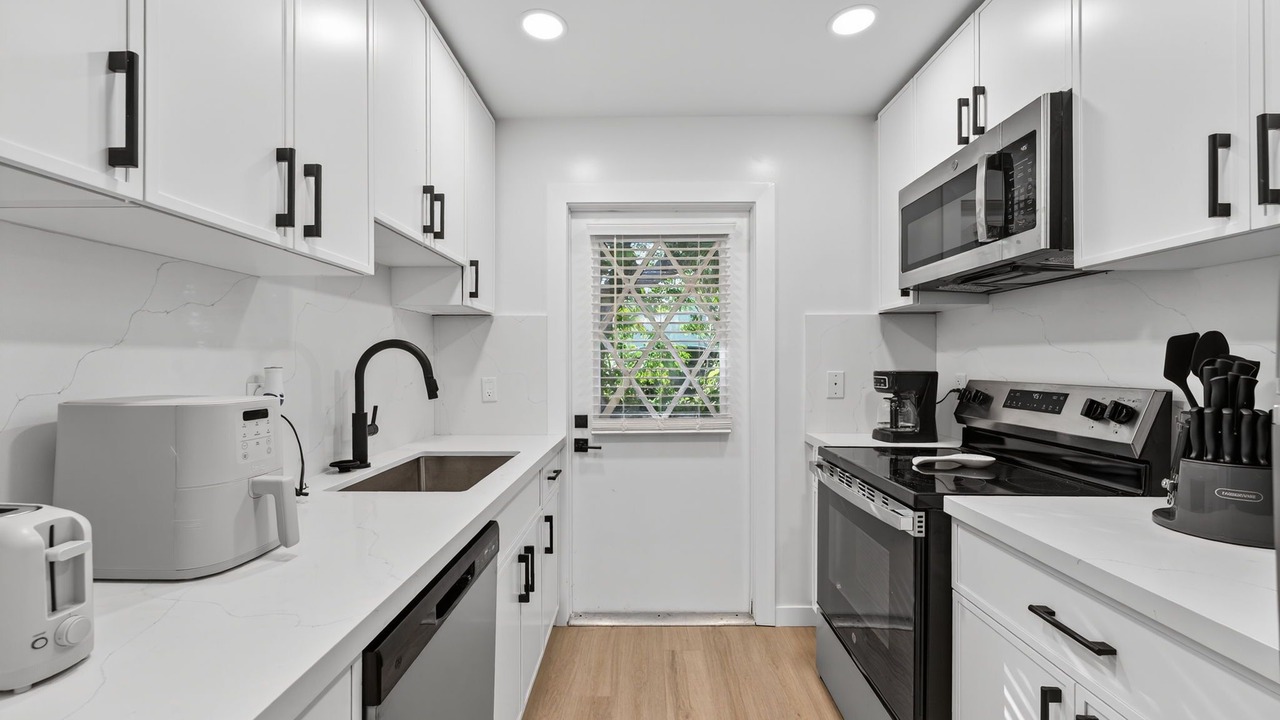 Photo of Kitchen in Tropic Isle