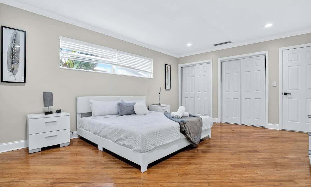 Photo of Bedroom in Ojus