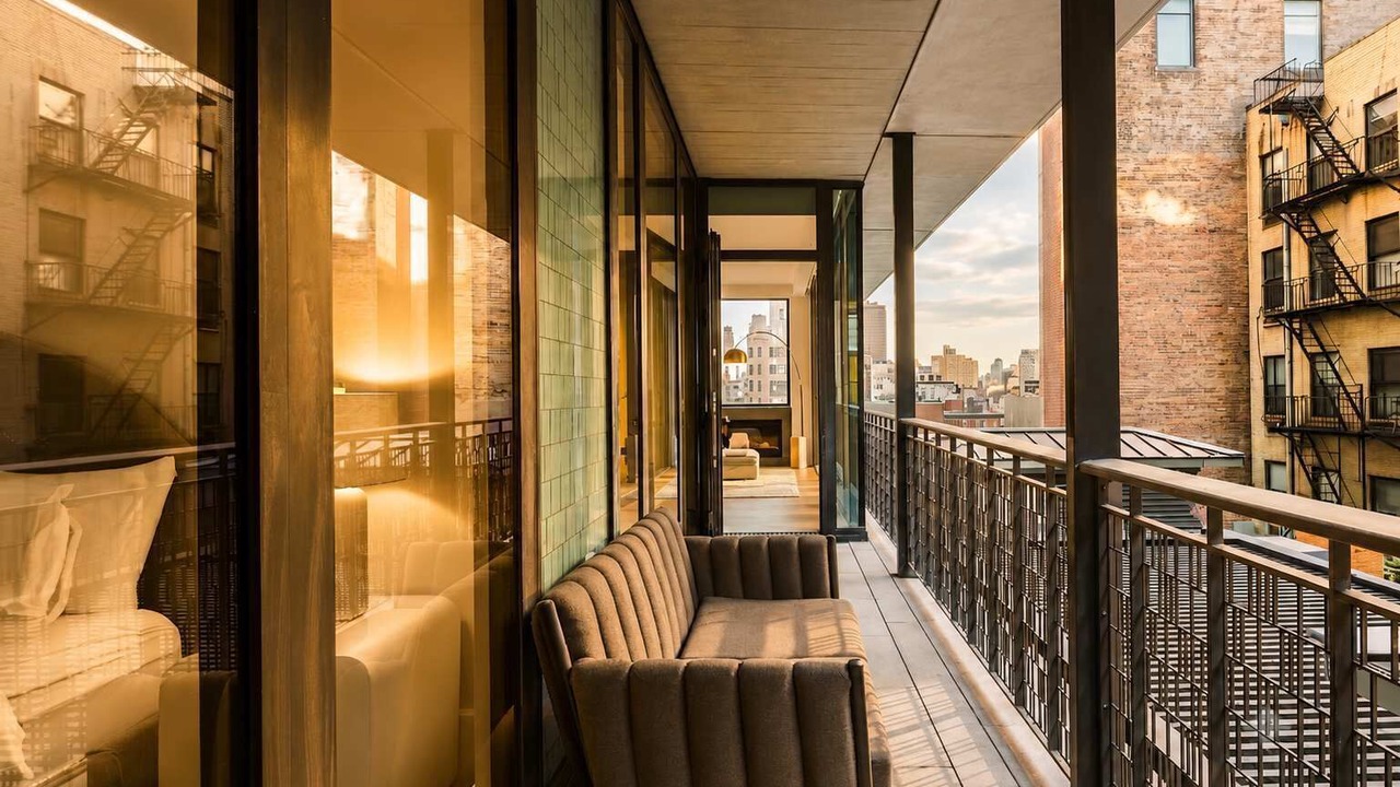 Photo of Patio Balcony in Hudson Square