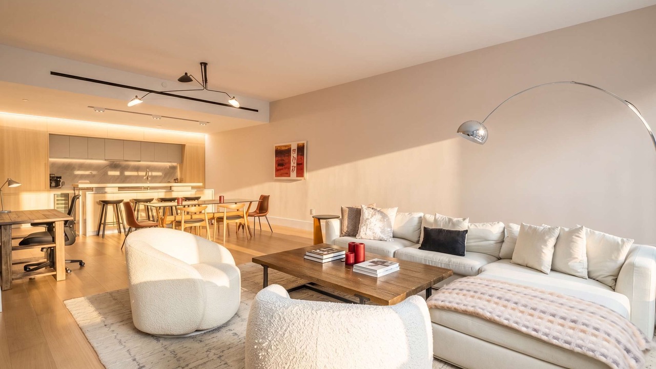 Photo of Livingroom in Hudson Square