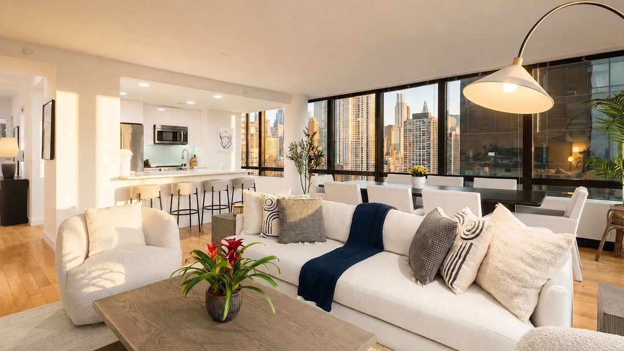 Photo of Livingroom in Central Park South