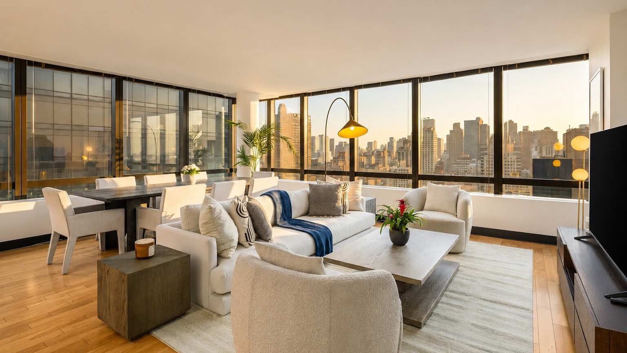 Photo of Livingroom in Central Park South