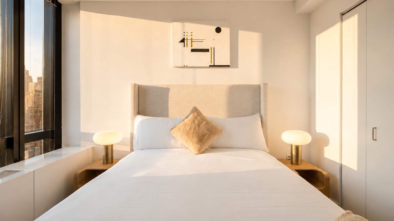 Photo of Bedroom in Central Park South