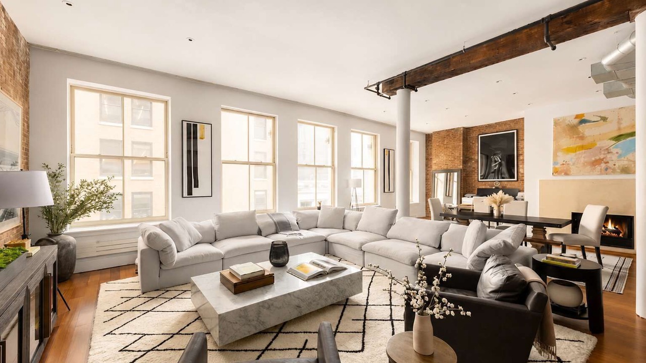 Photo of Livingroom in SoHo