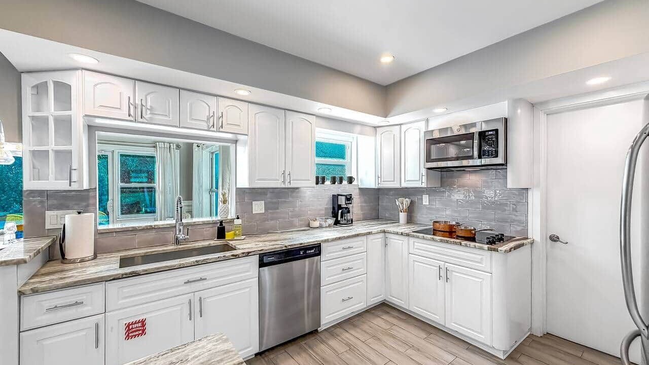 Photo of Kitchen in Lauderdale-by-the-Sea