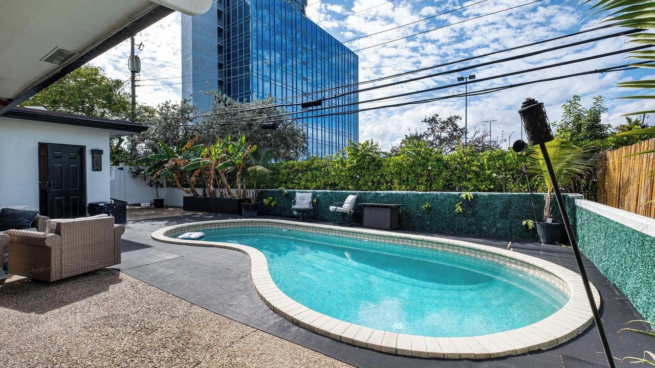 Photo of Outdoor in Imperial Point
