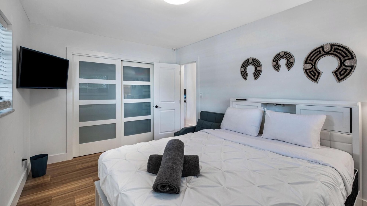 Photo of Bedroom in Imperial Point