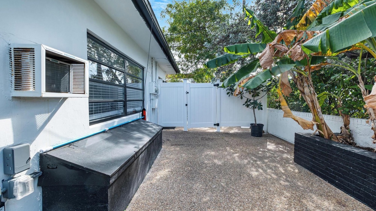 Photo of Patio Balcony in Imperial Point