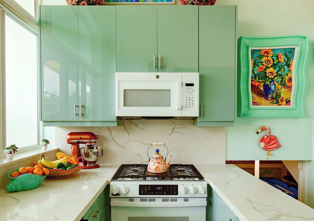 Photo of Kitchen in Harbour Inlet