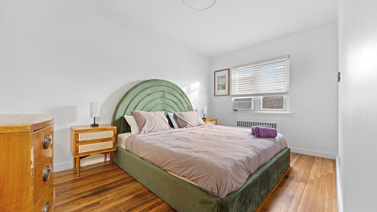 Photo of Bedroom in Crown Heights