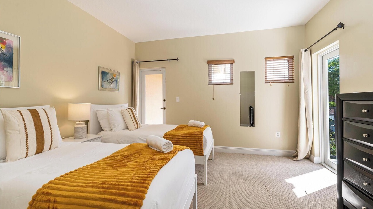 Photo of Others in River Oaks