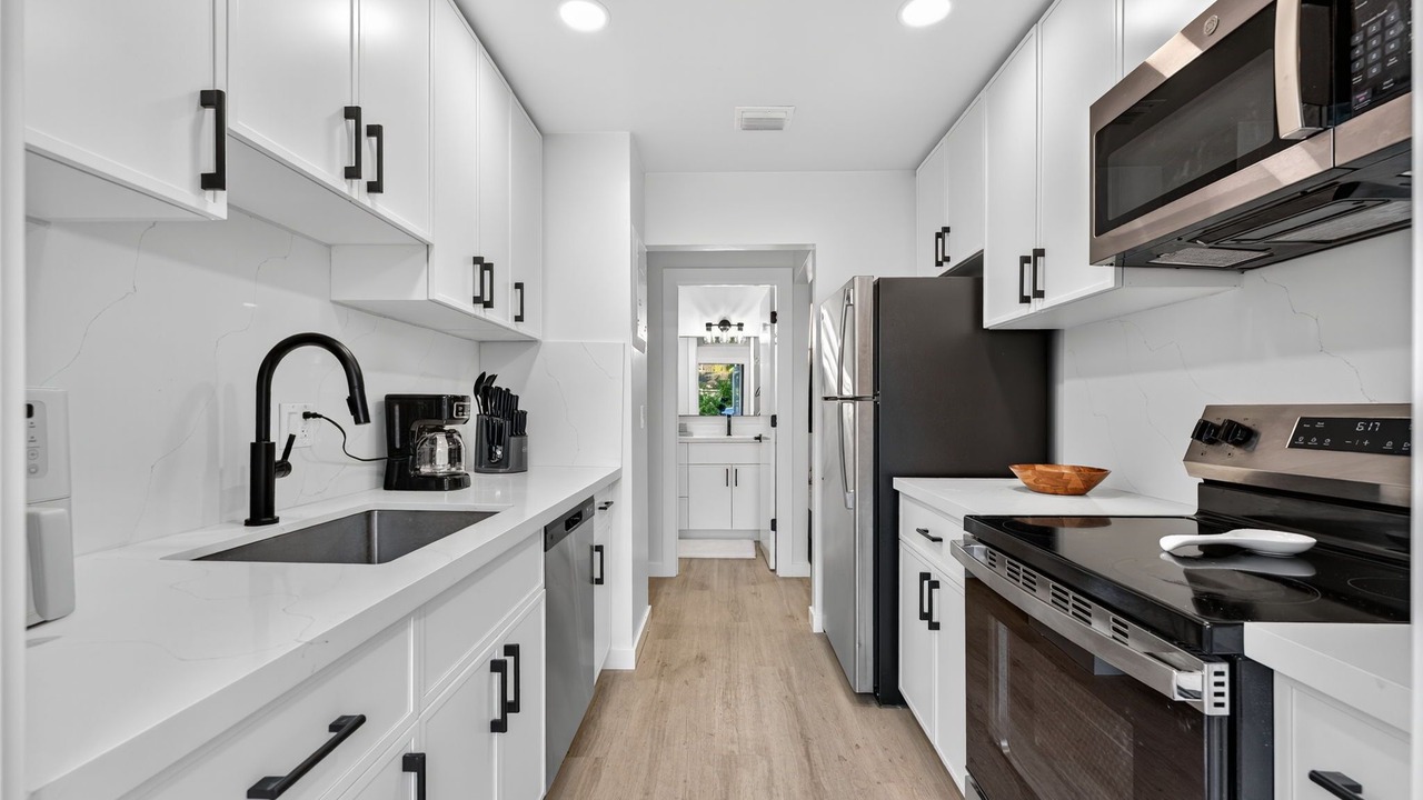 Photo of Kitchen in Tropic Isle