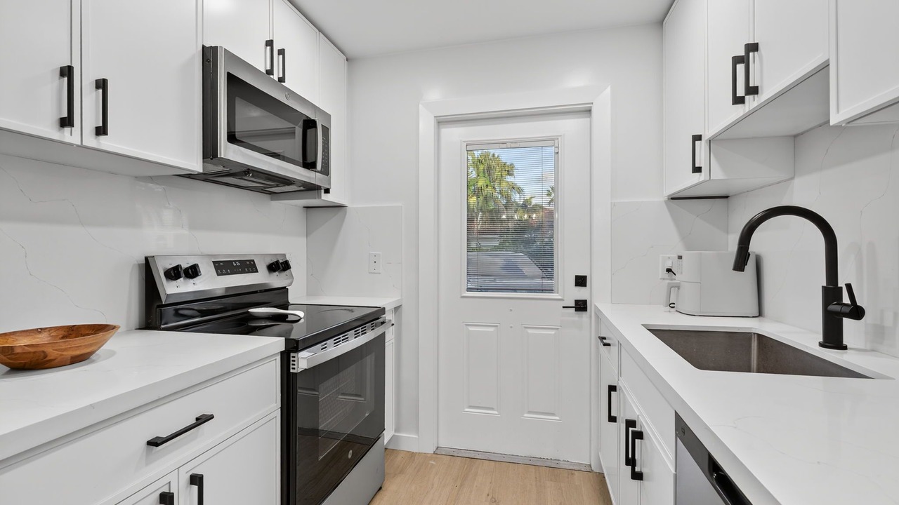 Photo of Kitchen in Tropic Isle