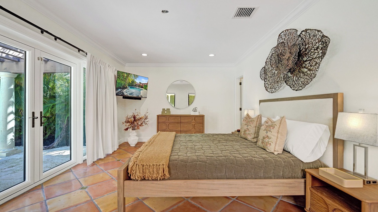Photo of Bedroom in Dolphin Isles